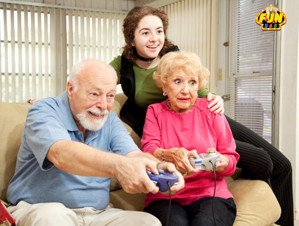 Chơi game đánh bài giúp chậm lão hóa ở người lớn tuổi